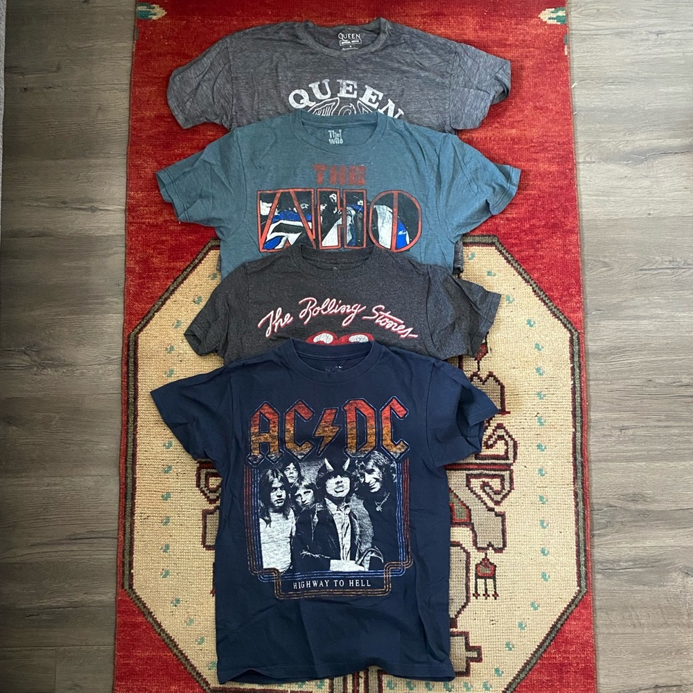 Bundle of SIX band tees